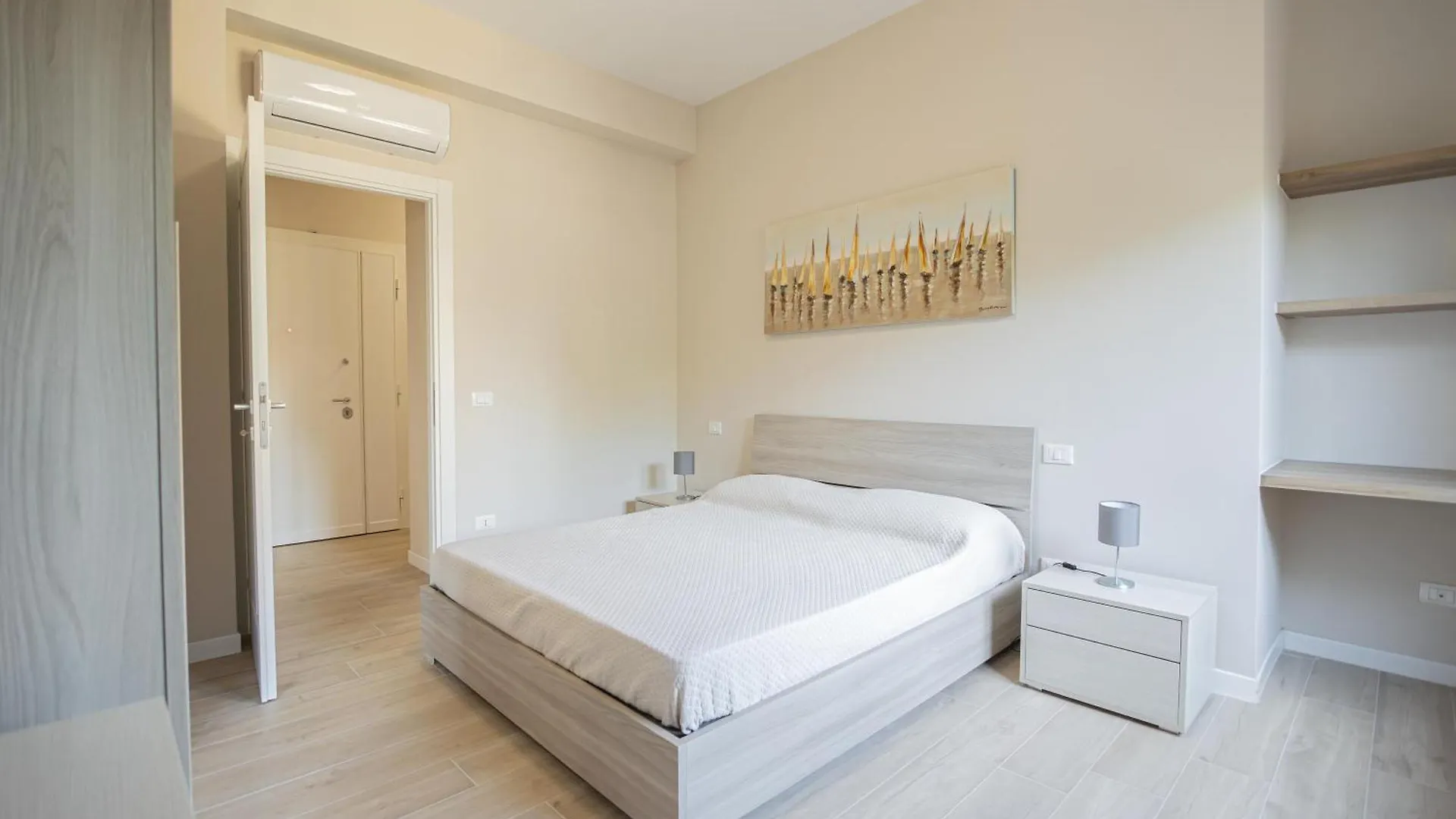Via Firenze Apartments - Aeroporto Ciampino 0*,